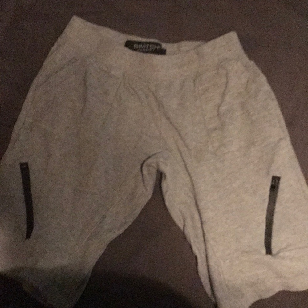 Gray shorts